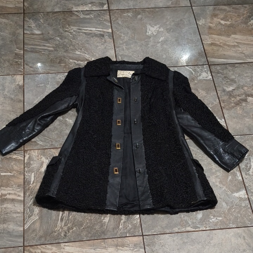 Chic Black Teddy Jacket for Women, Vintage.